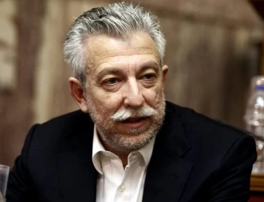 «Βόμβες» Σ.Κοντονή: Αδειάζει το Μαξίμου για το Σύνταγμα - Συντάσσεται με ΝΔ στην αναθεώρηση